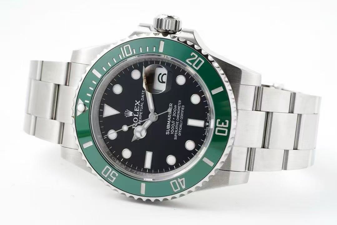 Rolex Submariner Hulk Green Dial Men's Luxury Watch Rolex Submariner Hulk Green Dial Men's Luxury Watch