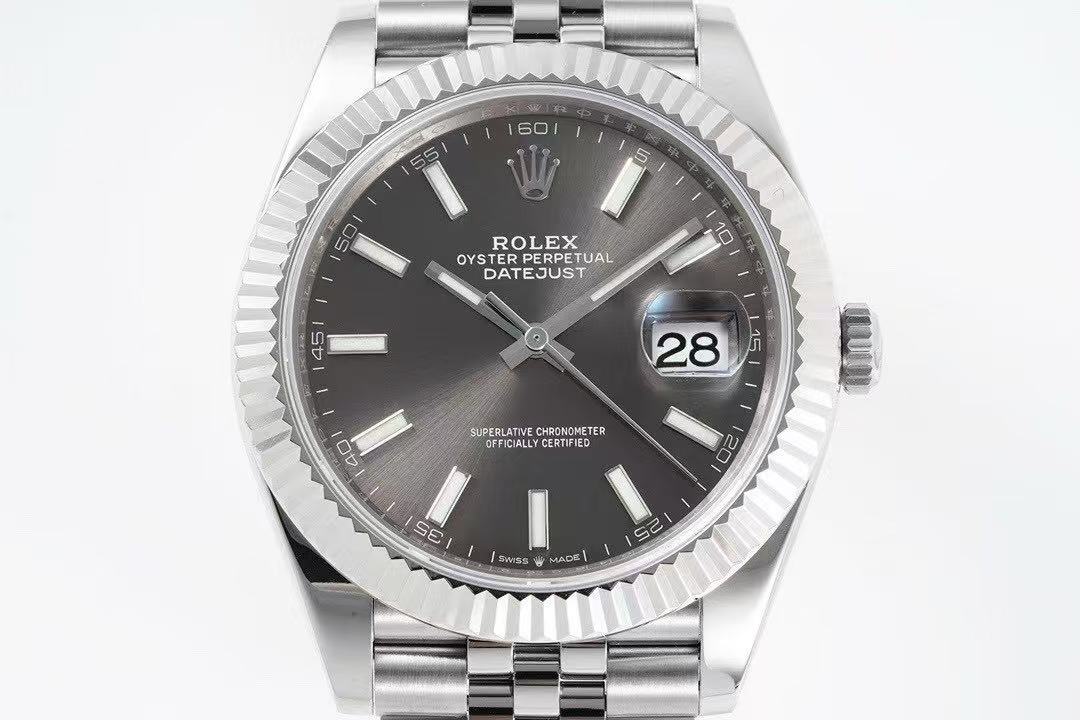 Rolex Date Just 41mm Classic Logbook