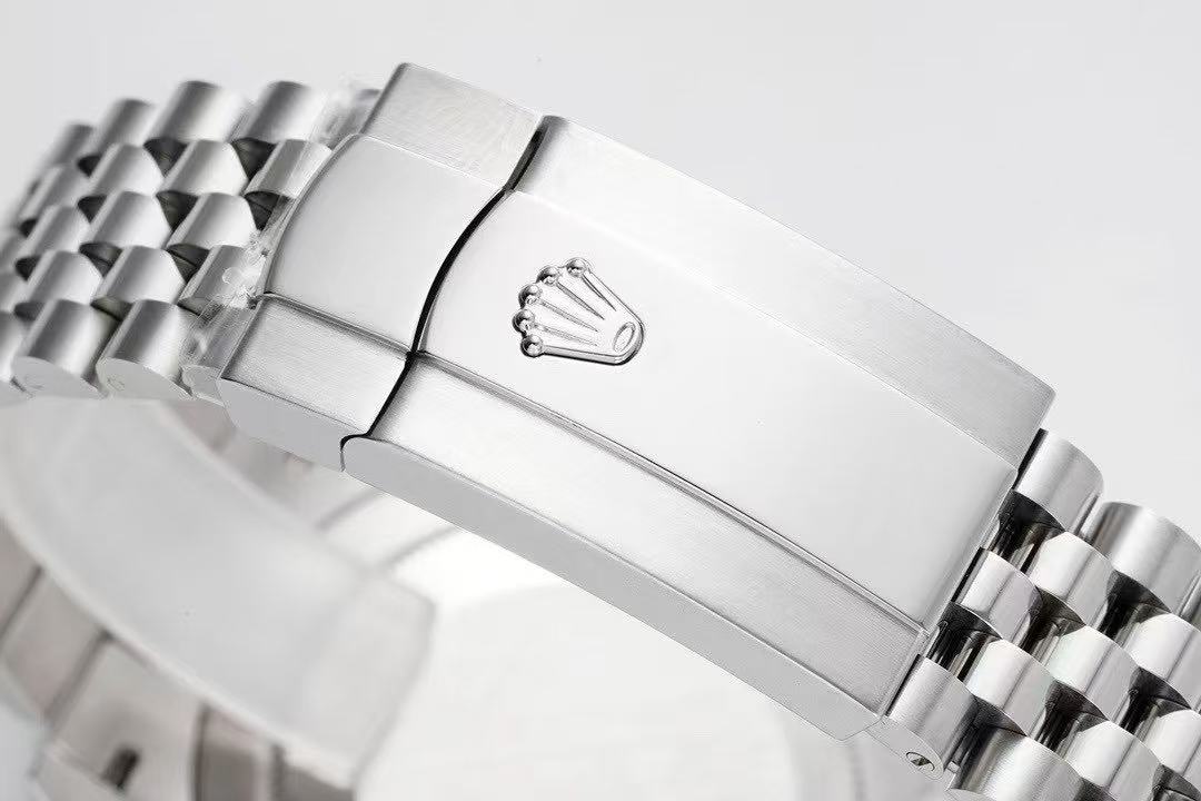 Rolex Date Just 41mm Classic Logbook Rolex Date Just 41mm Classic Logbook